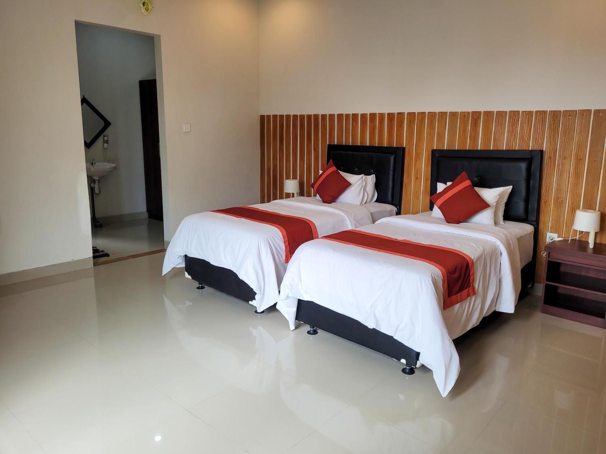 Ramantika Sunset Bay Villa Nusa Dua  Exterior photo